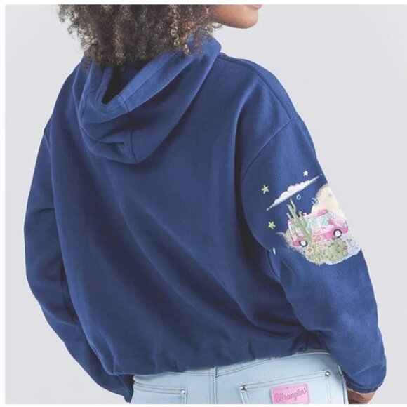 Wrangler x Barbie Scenic Hoodie with Bottom Draw String sweatshirt crop S - Picture 8 of 8